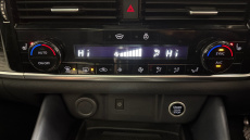 Nissan Qashqai 1.3 DiG-T MH Tekna 5dr Petrol Hatchback